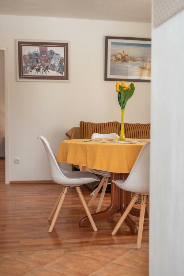 Apartment Dinka Τρογκίρ Εξωτερικό φωτογραφία