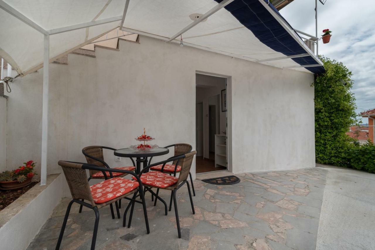 Apartment Dinka Τρογκίρ Εξωτερικό φωτογραφία