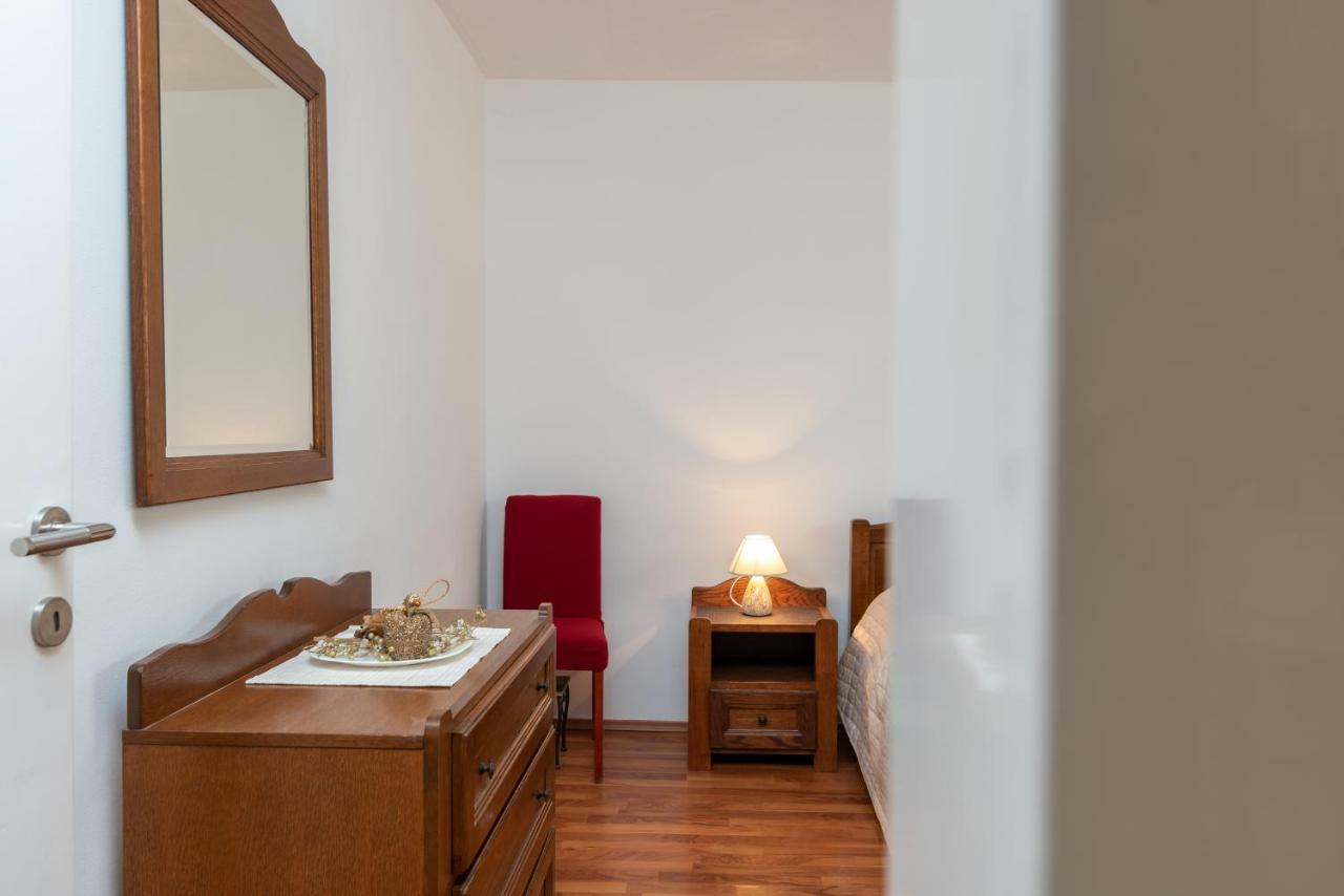 Apartment Dinka Τρογκίρ Εξωτερικό φωτογραφία