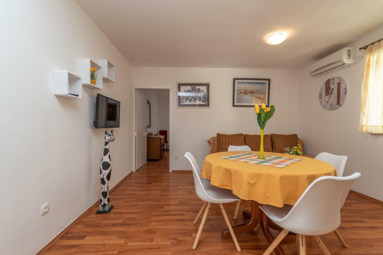 Apartment Dinka Τρογκίρ Εξωτερικό φωτογραφία